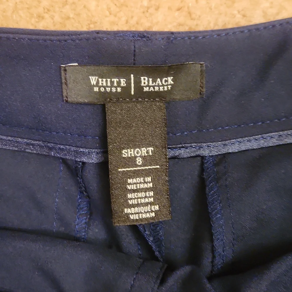 White House Black Market Dark Blue Women's Shorts - Picture 3 of 4
